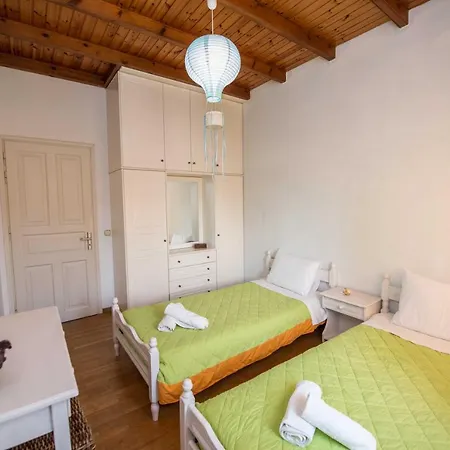 Frosos Beachfront Maisonette Acharavi *