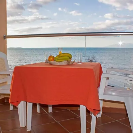 Appartement Frosos Beachfront Maisonette Acharavi